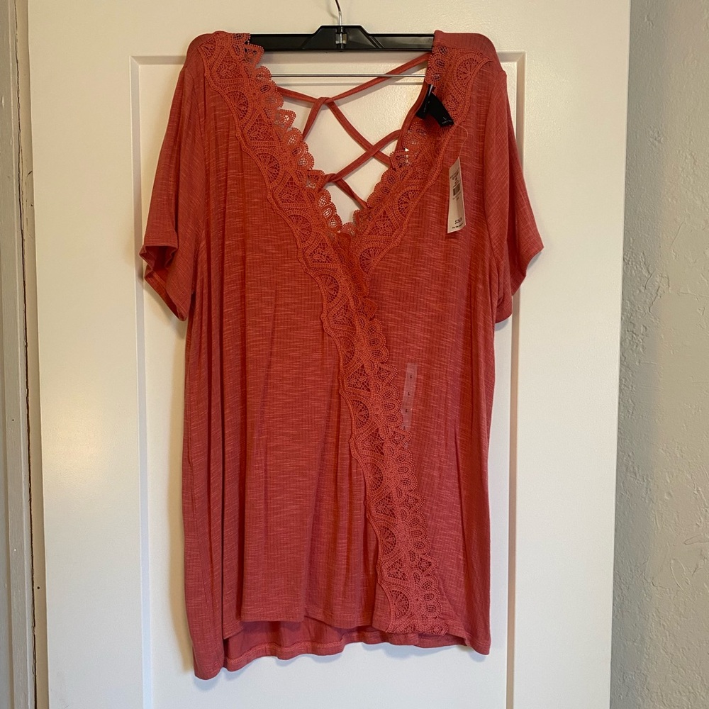 Daytrip Coral Lace Short Sleeve Top